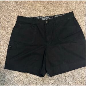 Gloria Vanderbilt cotton/spandex black shorts, size 12